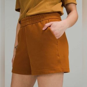 Lululemon Loungeful High-Rise Short 4"